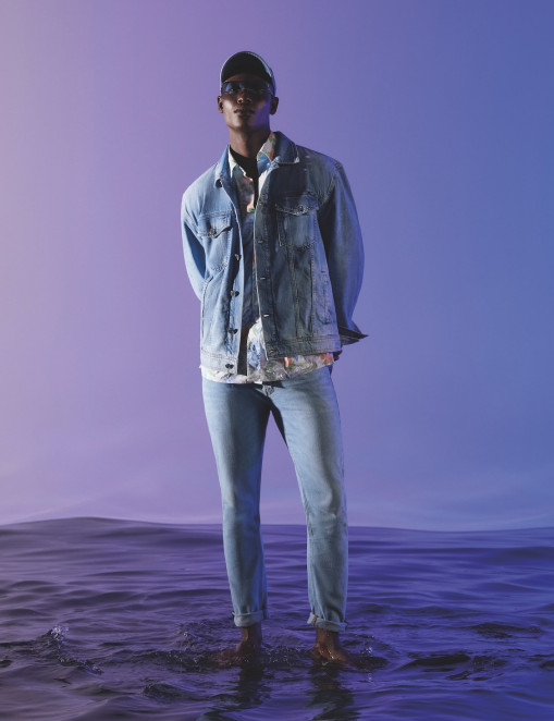 JOOP!-JEANS_spring_summer_2023_large_JOOP!_JEANS_LOOKBOOK_SS23_LOOK02_05494_V2_v1